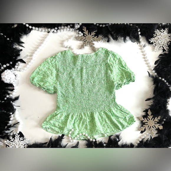 Smocked Crop top - Mint Green - Picture 1 of 2